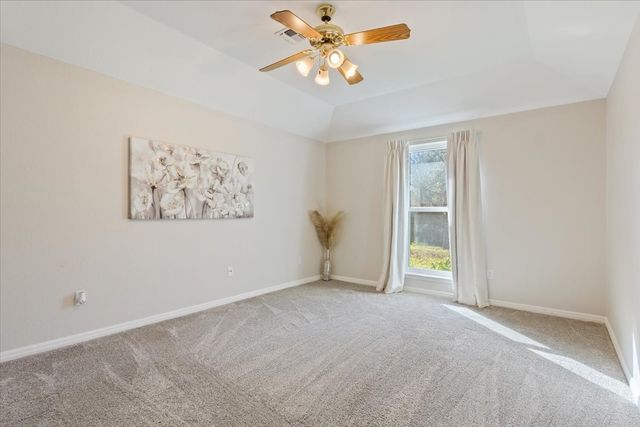 327 E Chapman Road, Hewitt, TX 76643