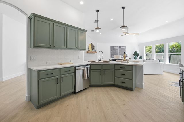 113 Plumbago DR, Pflugerville, TX 78660