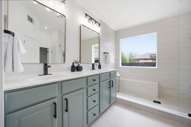 113 Plumbago DR, Pflugerville, TX 78660