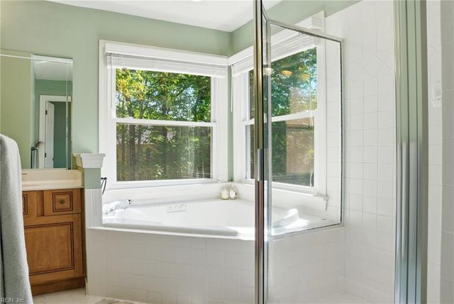 107 Crosspointe CT, Yorktown, VA 23693