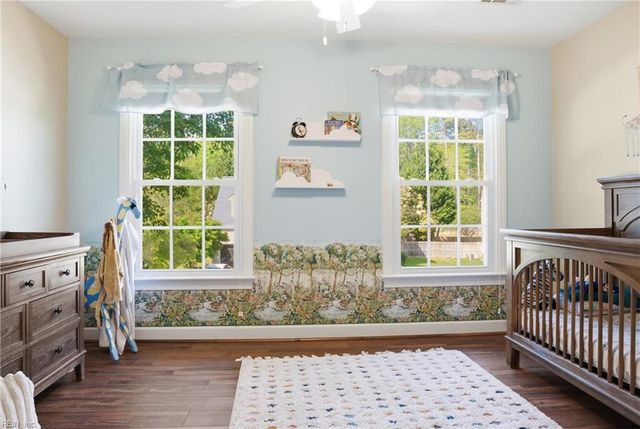 107 Crosspointe CT, Yorktown, VA 23693