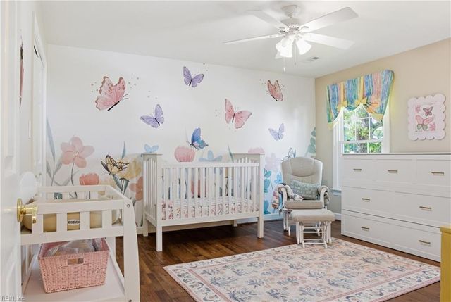 107 Crosspointe CT, Yorktown, VA 23693