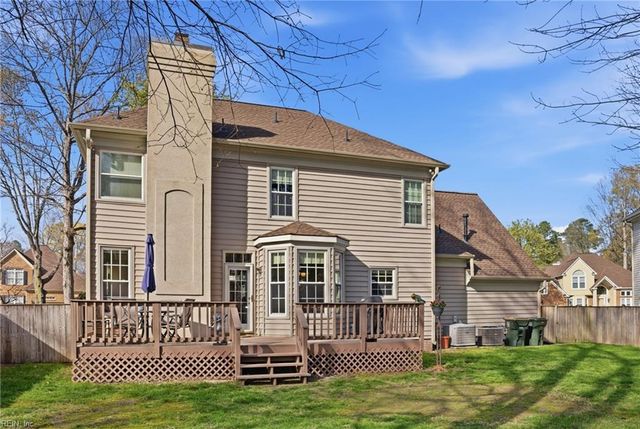 107 Crosspointe CT, Yorktown, VA 23693