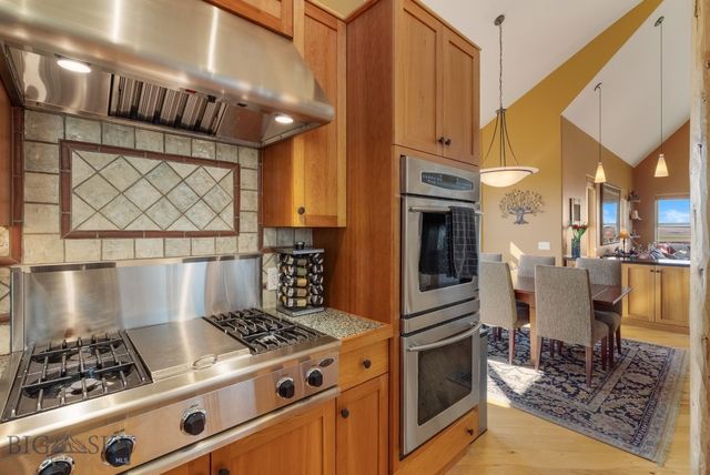 1061 Lookabout Lane, Manhattan, MT 59741