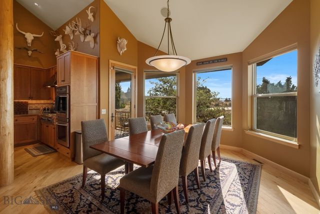 1061 Lookabout Lane, Manhattan, MT 59741