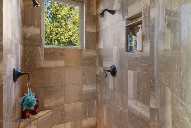 1061 Lookabout Lane, Manhattan, MT 59741