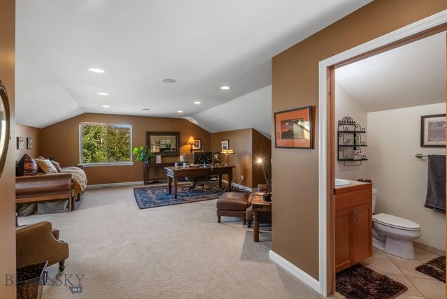 1061 Lookabout Lane, Manhattan, MT 59741