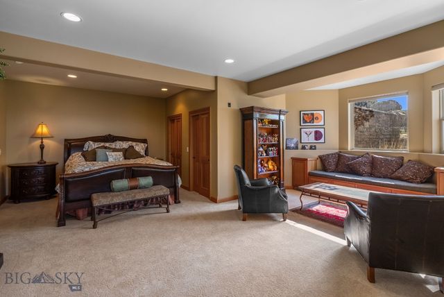 1061 Lookabout Lane, Manhattan, MT 59741