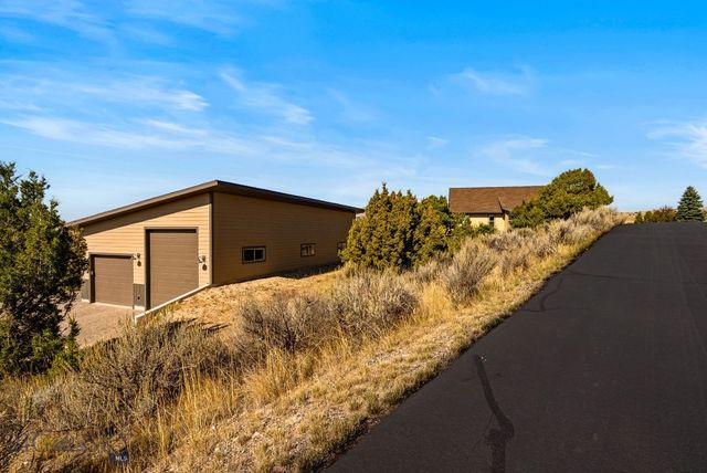 1061 Lookabout Lane, Manhattan, MT 59741