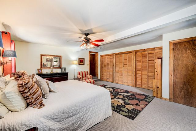 900 Box Canyon RD, Wimberley, TX 78676