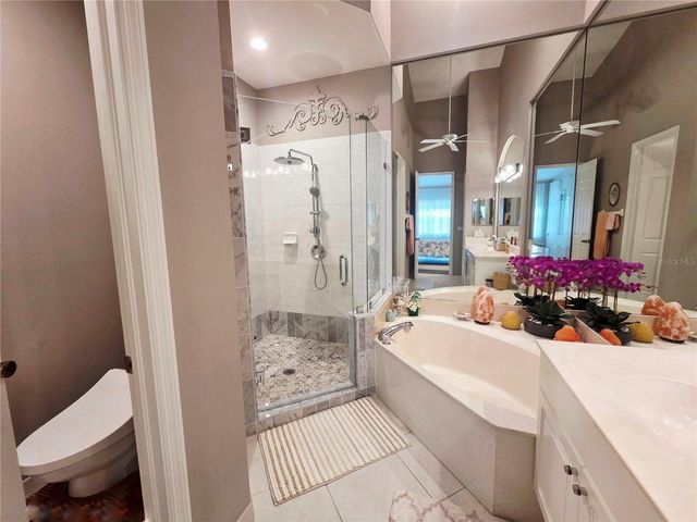 6775 HUNTINGTON LAKES CIRCLE 202, Naples, FL 34119