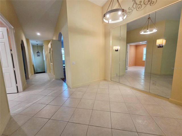 6775 HUNTINGTON LAKES CIRCLE 202, Naples, FL 34119