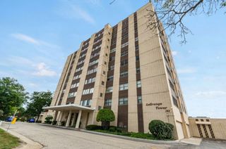 141 N LA GRANGE Road 1003, La Grange, IL 60525