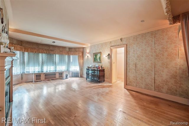 3065 Iroquois Street, Detroit, MI 48214