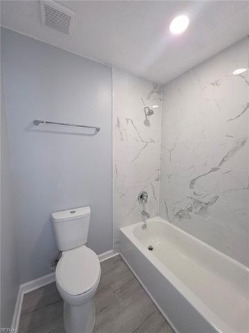 2517 King CT, Chesapeake, VA 23324