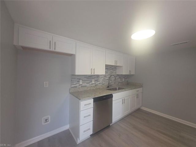 2517 King CT, Chesapeake, VA 23324