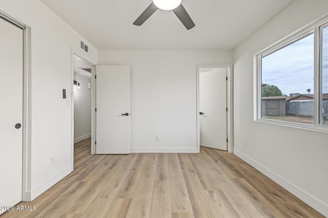 7034 W PALO VERDE Avenue, Peoria, AZ 85345