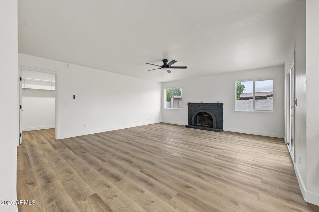 7034 W PALO VERDE Avenue, Peoria, AZ 85345 — photo 4