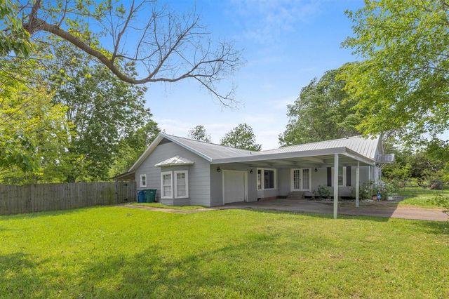 207 Duff Street, Dequincy, LA 70633