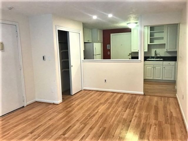 20 Hamilton Road 101, Arlington, MA 02474