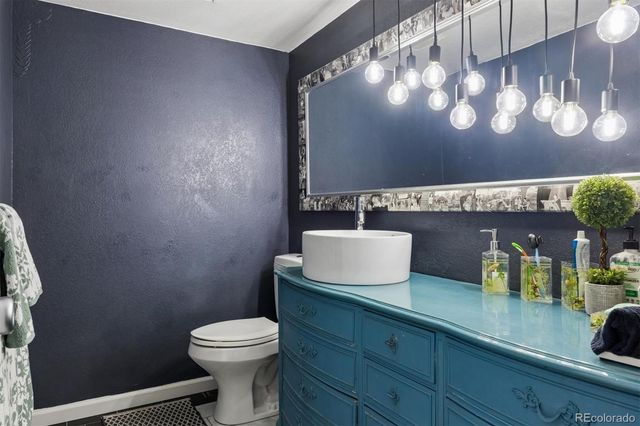 6475 S Dayton Street 106, Englewood, CO 80111