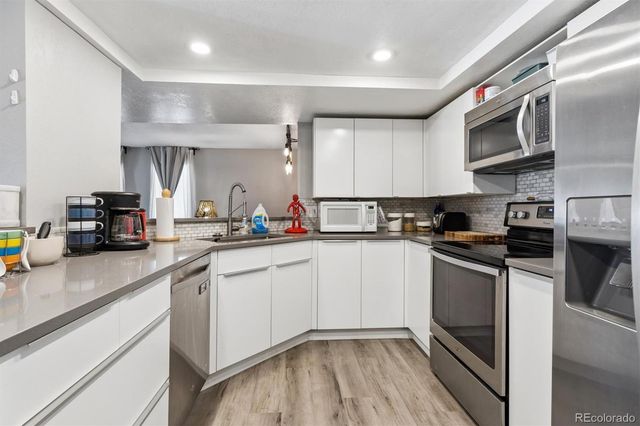 6475 S Dayton Street 106, Englewood, CO 80111