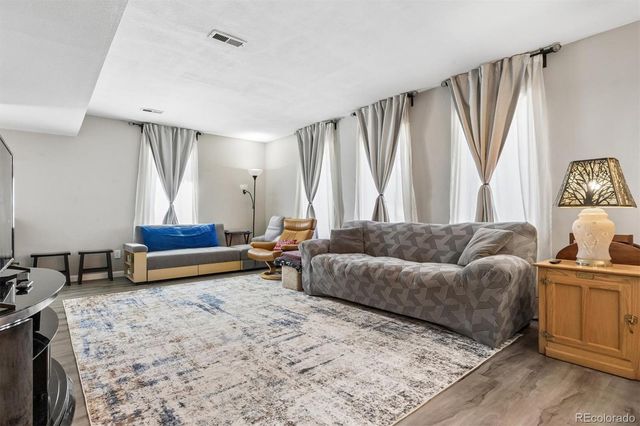 6475 S Dayton Street 106, Englewood, CO 80111