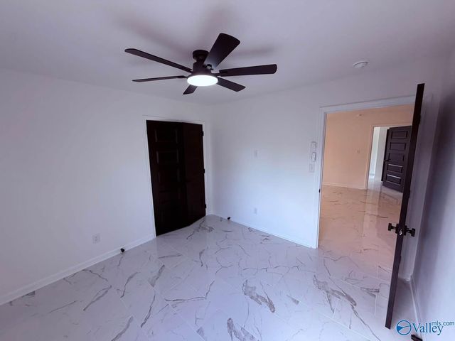 214 12th Avenue NW, Decatur, AL 35601