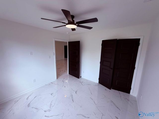 214 12th Avenue NW, Decatur, AL 35601