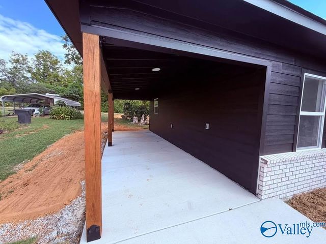 214 12th Avenue NW, Decatur, AL 35601