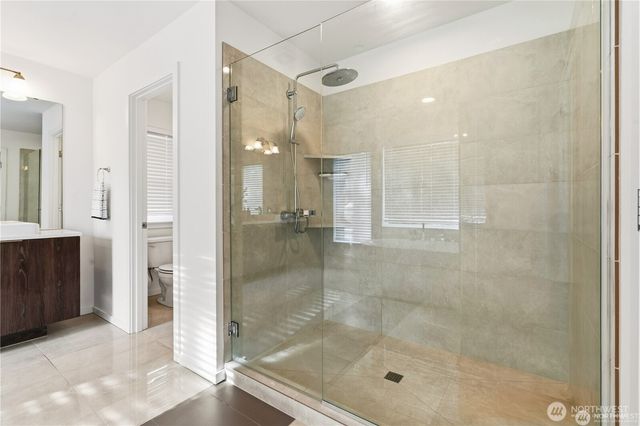 6563 SE 8th Place, Renton, WA 98059