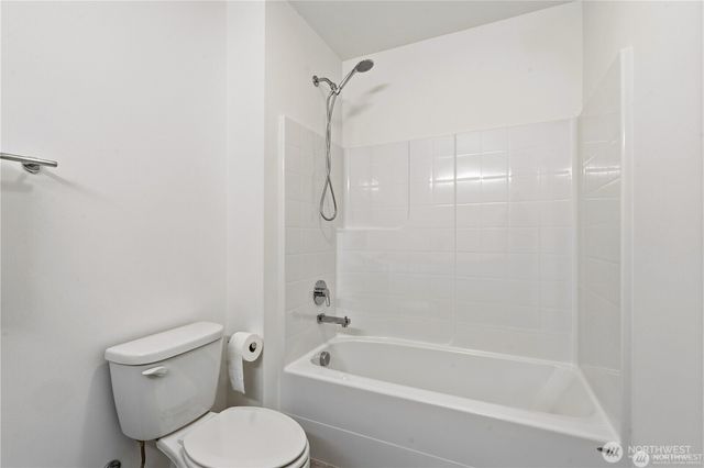 6563 SE 8th Place, Renton, WA 98059