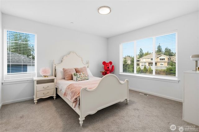 6563 SE 8th Place, Renton, WA 98059