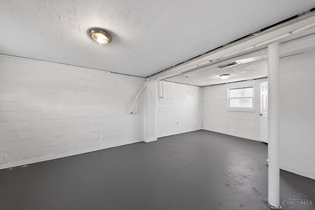 9952 Capstan Drive, Colerain Twp, OH 45251