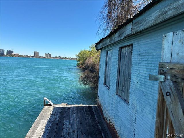 804 Merchant Street, Port Huron, MI 48060