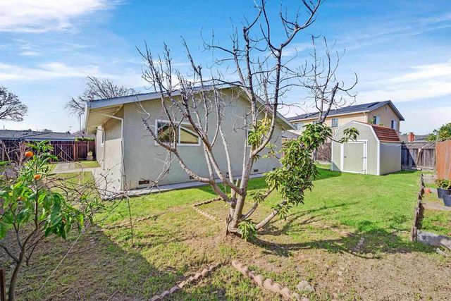 2449 2449 Almaden Blvd, Union City, CA 94587