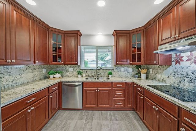 2449 2449 Almaden Blvd, Union City, CA 94587