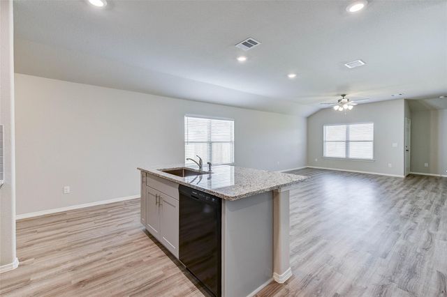 475 Dalloway Street, Montgomery, TX 77316