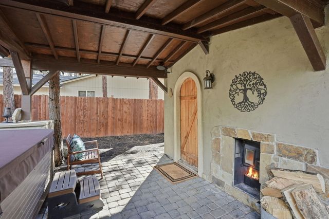 60095 Crater Road, Bend, OR 97702