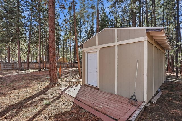 60095 Crater Road, Bend, OR 97702