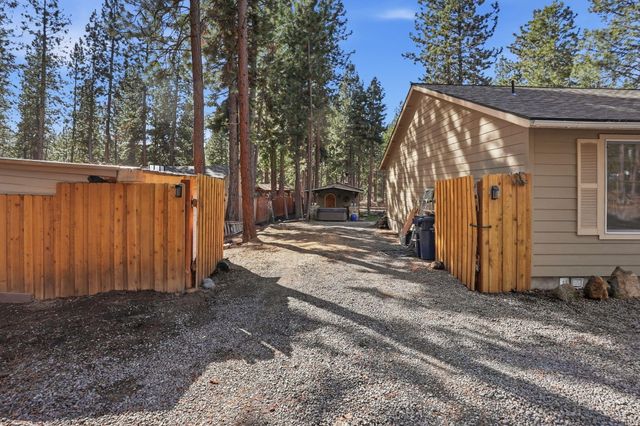 60095 Crater Road, Bend, OR 97702