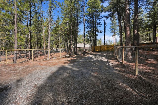 60095 Crater Road, Bend, OR 97702