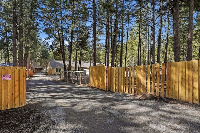 60095 Crater Road, Bend, OR 97702