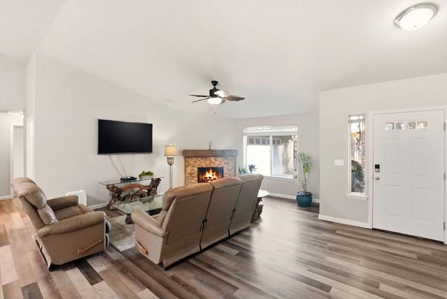 60095 Crater Road, Bend, OR 97702