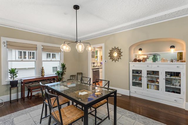 1917 26th St, Sacramento, CA 95816