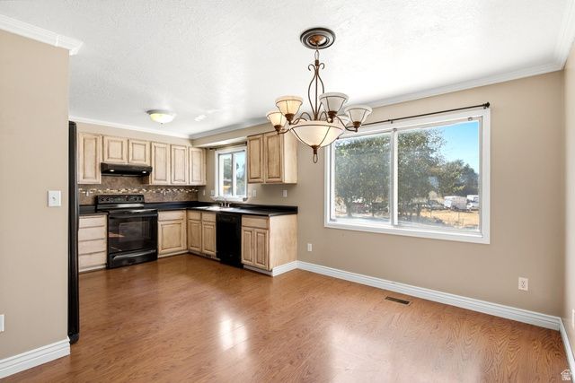 648 W 700 N, Clearfield, UT 84015