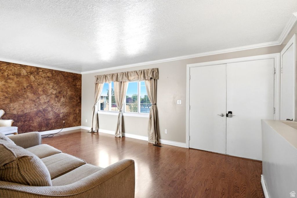 648 W 700 N, Clearfield, UT 84015 — photo 3