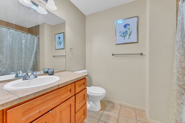 13115 N HUNTERS CIR, San Antonio, TX 78230