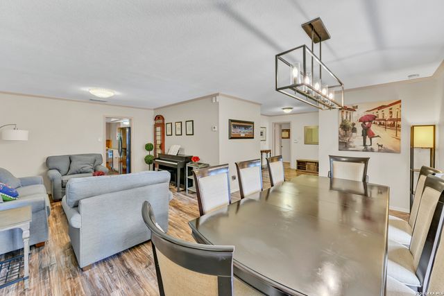 13115 N HUNTERS CIR, San Antonio, TX 78230