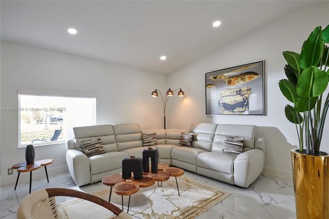 2980 SW 141st Ct, Miami, FL 33175